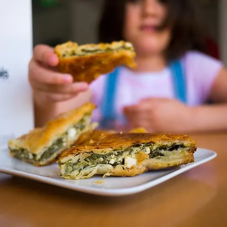 Bebis 3* Kókkinon Nerón